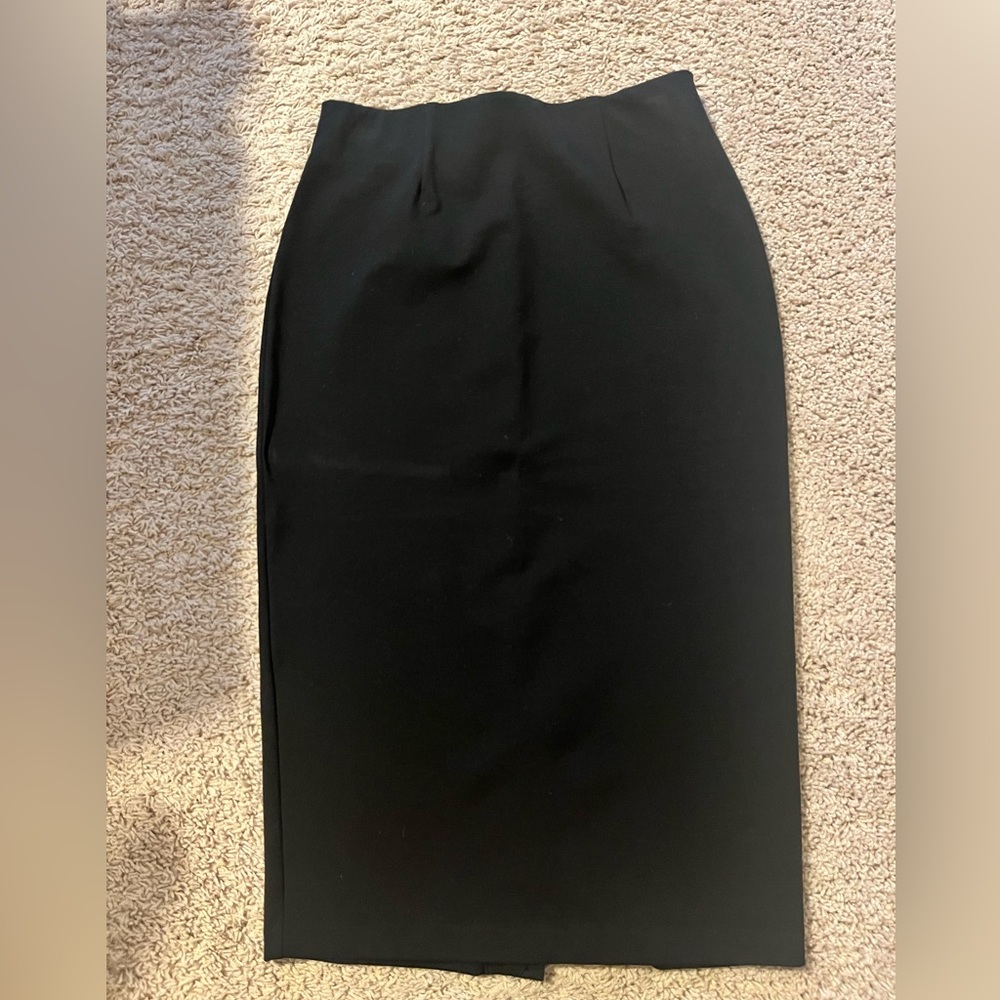 MIDI skirt in size medium